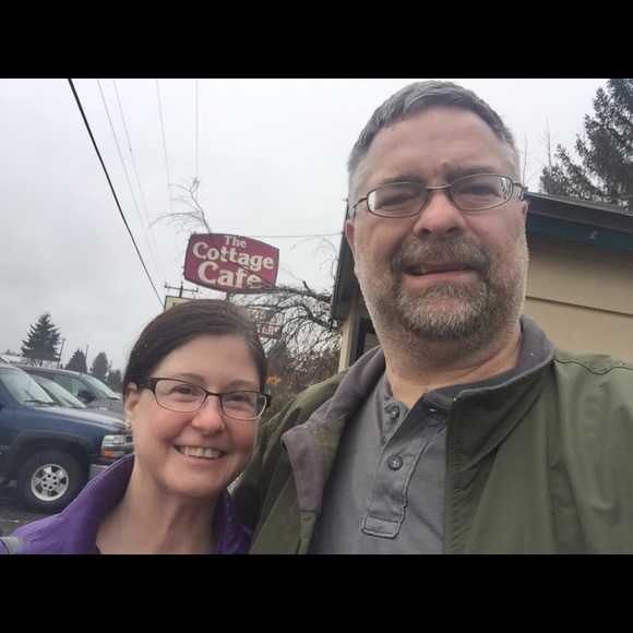 Meet your Posher, Melissa - Picture 1 of 1